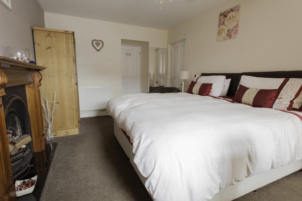 The White Swan Inn Lowick  Room photo