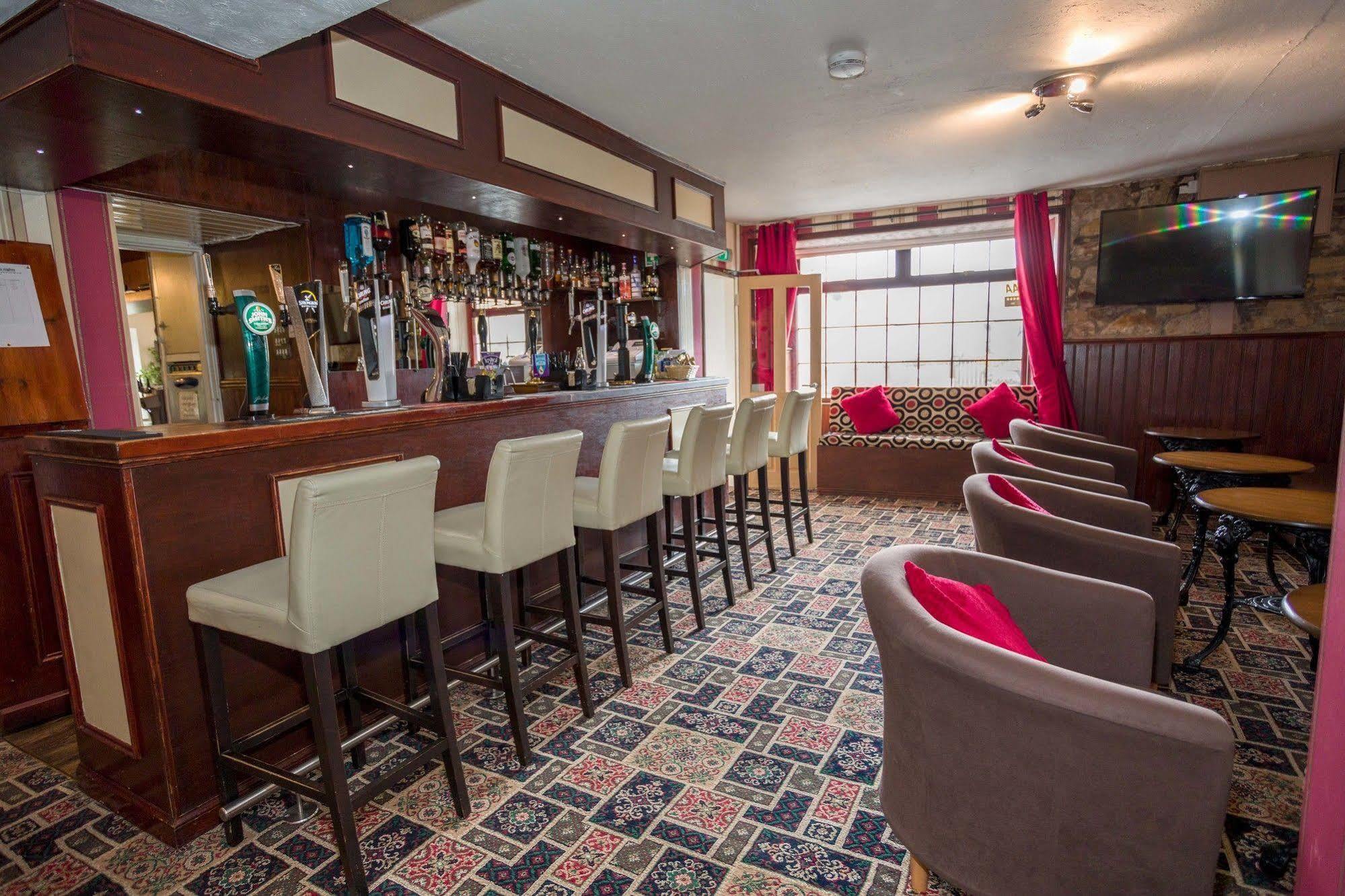 The White Swan Inn Lowick  Exterior photo