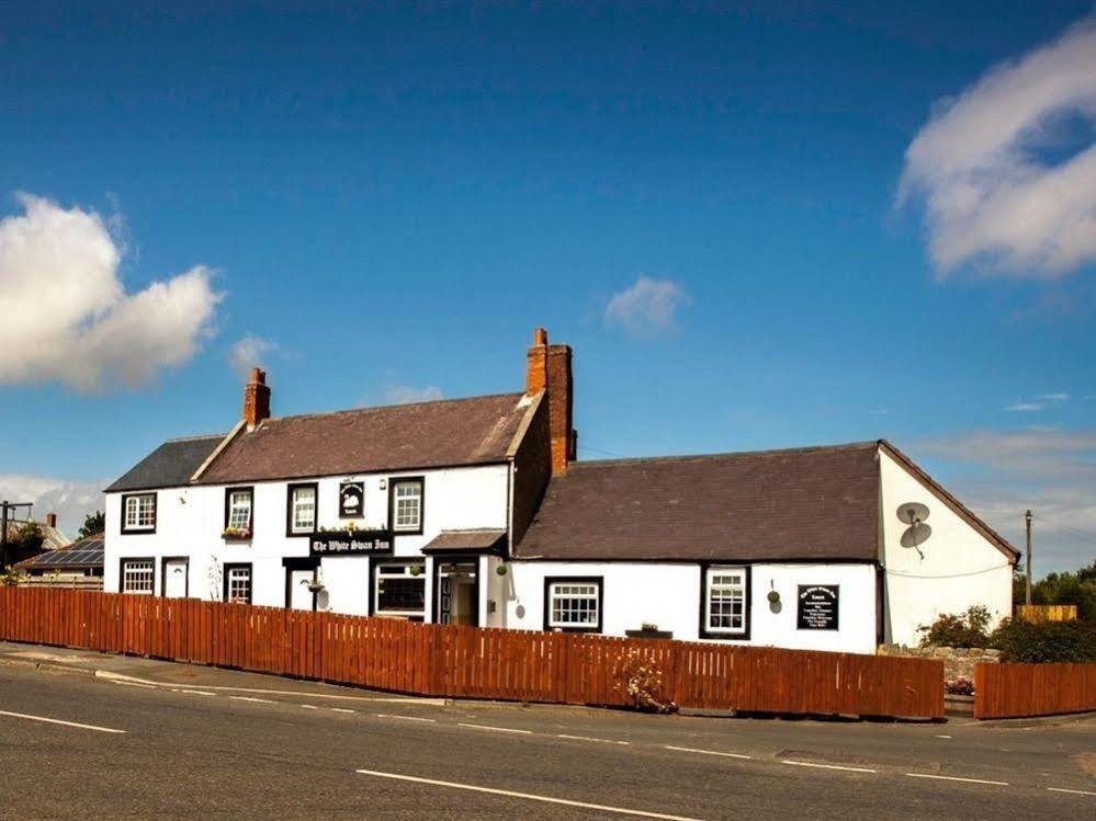 The White Swan Inn Lowick  Exterior photo